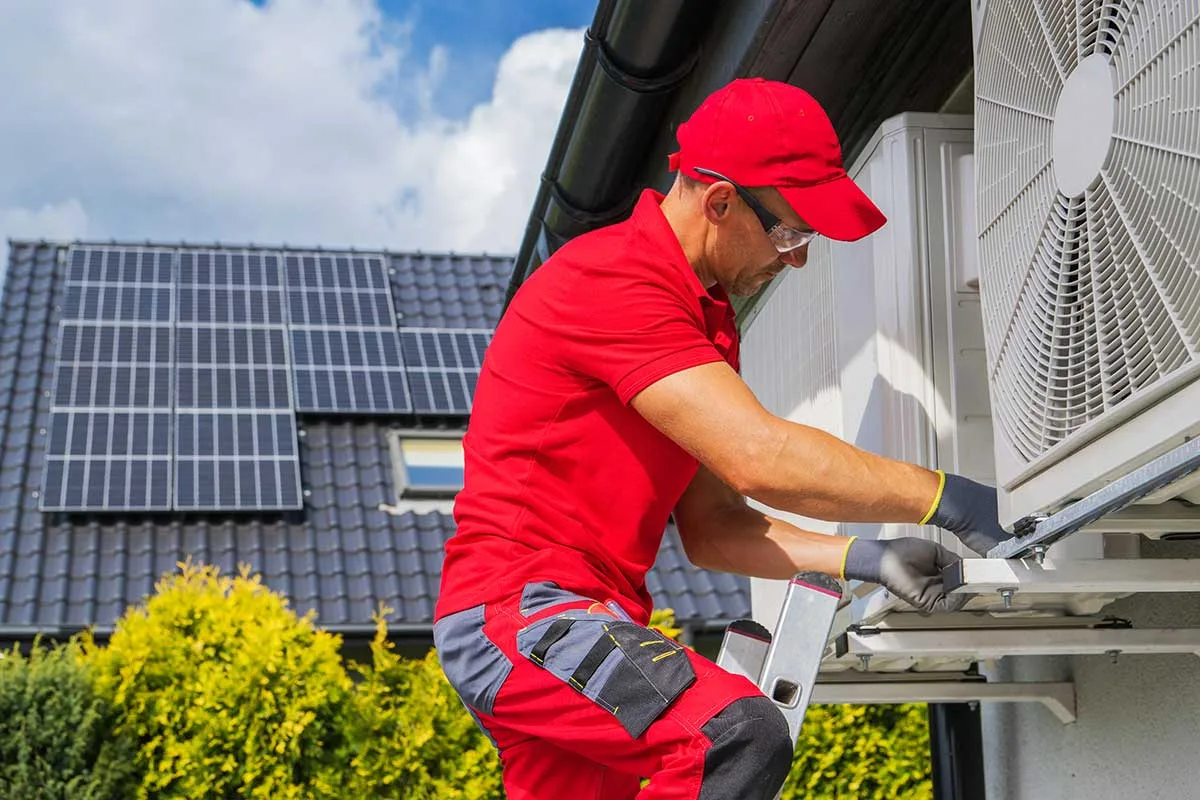 Riscaldamento a pavimento con pompa di calore e fotovoltaico